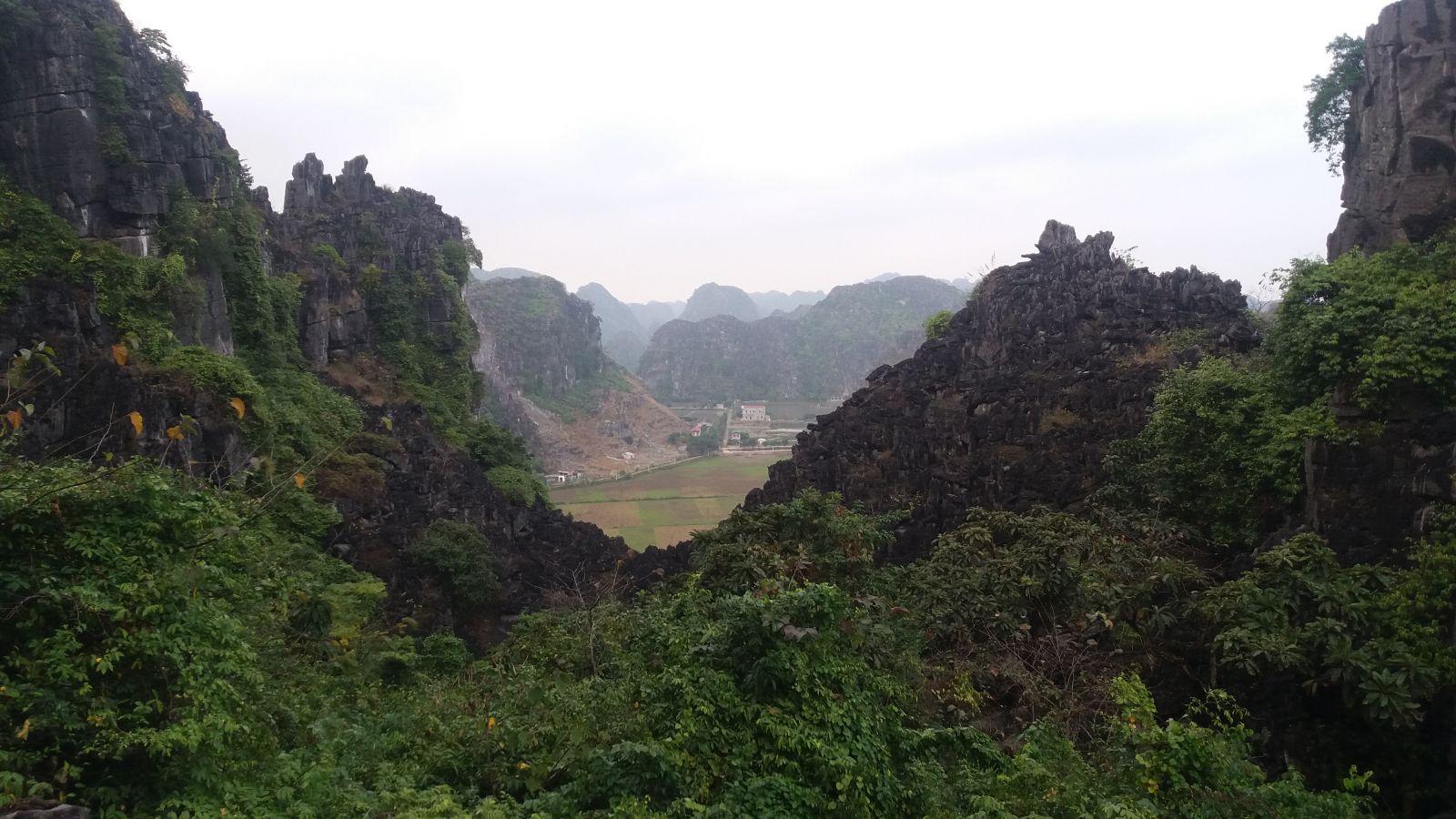 Mua cave for panoramic view o f Ninh Binh