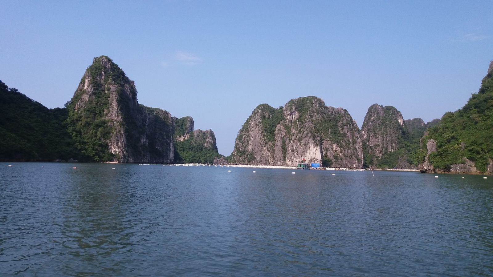 The view of Bai Tu Long bay en route to Quan Lan island