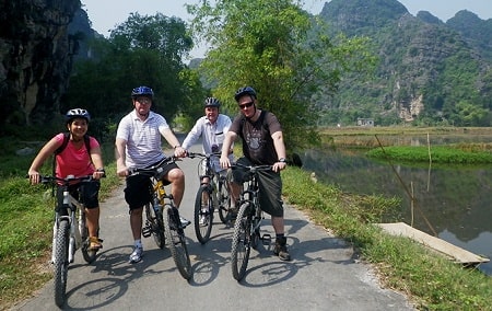 Typical Ninh Binh biking routes for your Ninh Binh attraction exploration