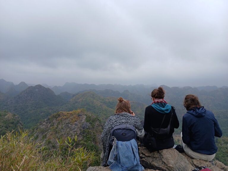 2-Day Scenic Cat Ba Island Tour : Lan Ha Bay Cruise & National Park Trek