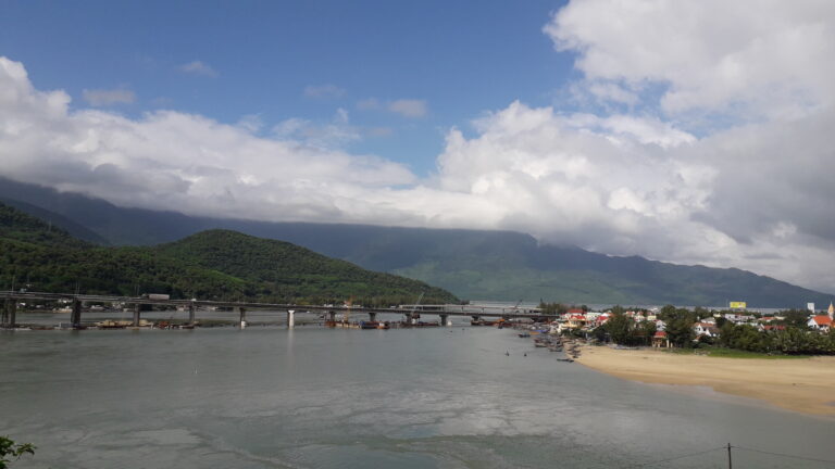 BEST TIME TO VISIT TOP PLACES IN CENTRAL VIETNAM