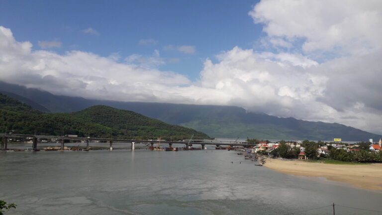 BEST TIME TO VISIT TOP PLACES IN CENTRAL VIETNAM