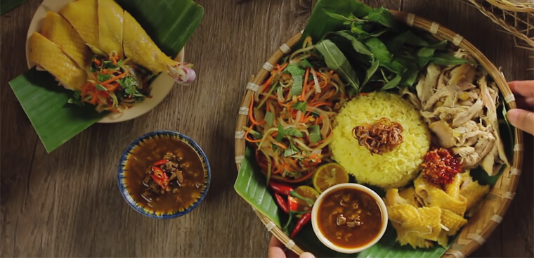 Hoi An Chicken Rice – A highly recommended street food for your taste in Hoi An