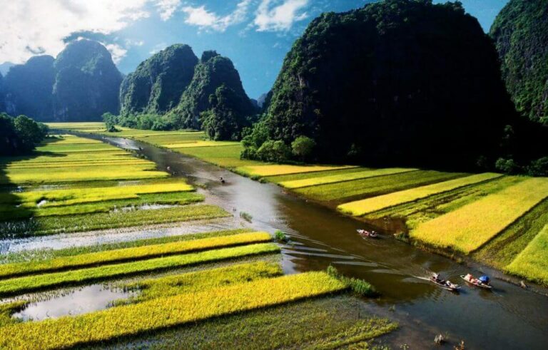 Top 13 Recommended Day Trips From Hanoi For Your Weekend Escape