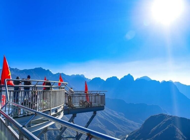 Rong May Glass Bridge Sapa : A Complete Travel Guide