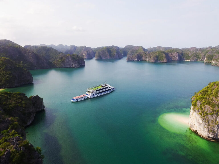 Cruising Through Paradise: A Stunning Halong Bay Adventure on La Casta Premier Cruise