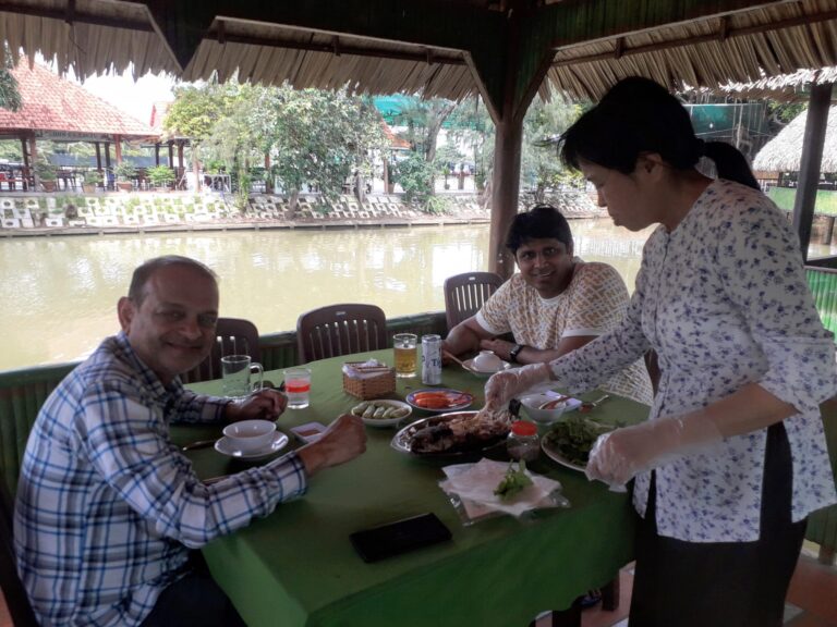 How to Travel to Vietnam from India : A Comprehnsive Travel Guide for the First Timers