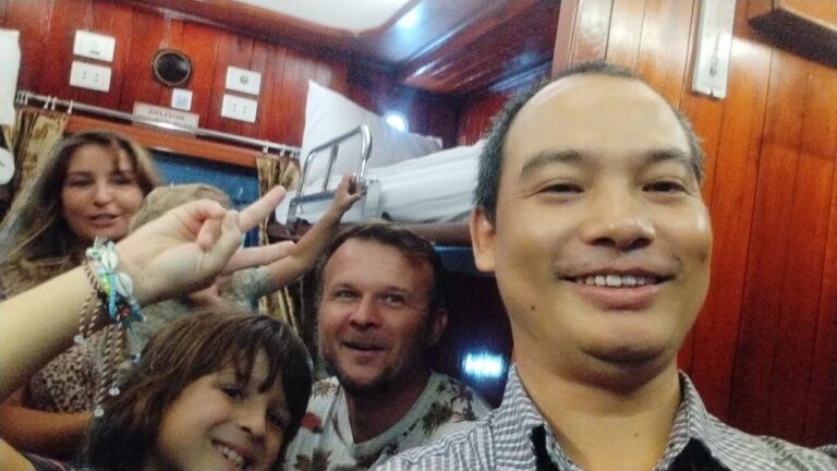 Travelling Hanoi to Sapa by Trains : Practical Tips & Travel Guide