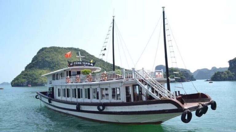 A Complete Guide to the Best Halong Bay Day Tours from Hanoi: