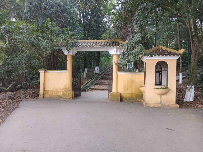 Walking in the Footsteps of Uncle Ho : My Family Visit to K9 Da Chong Historical Site