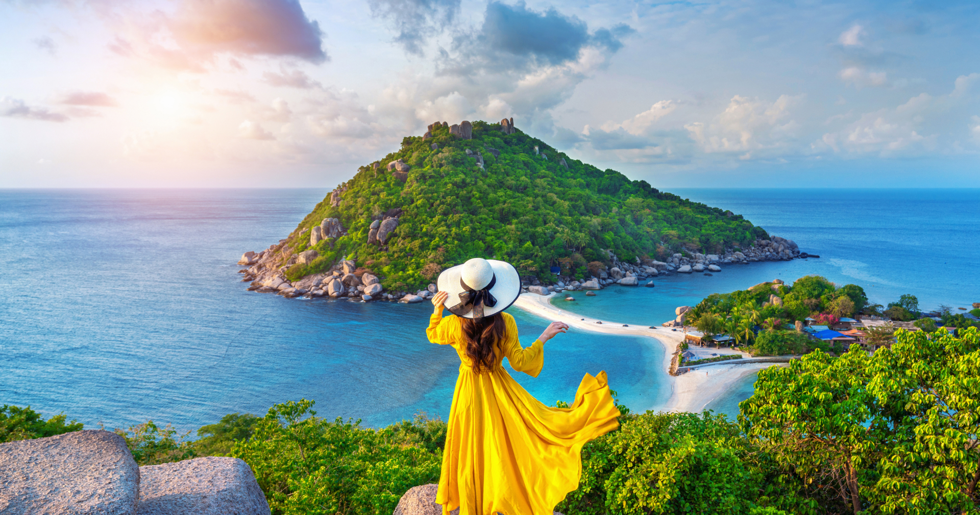 Golden Holiday Travel