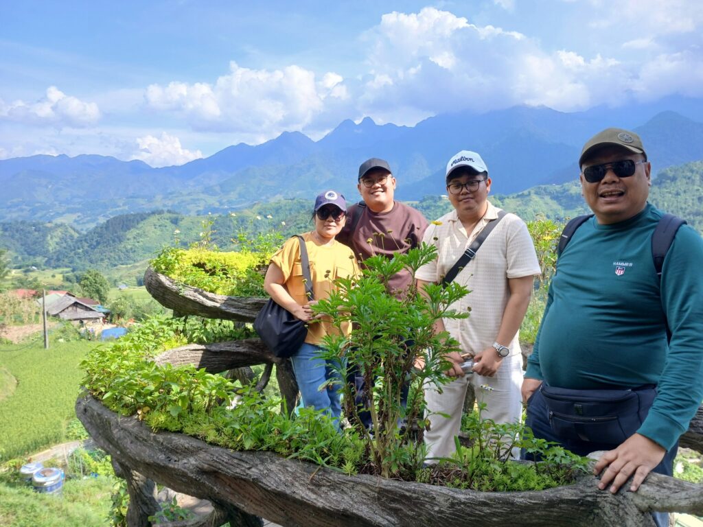 Sapa Tour By Bus From Hanoi – 2 Days, Overnight in hotel