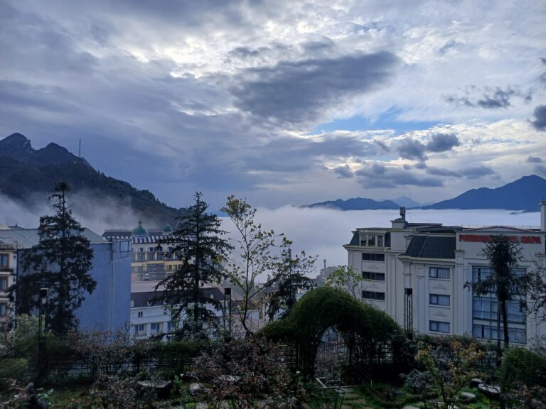 Hanoi to Sapa by Train, Bus or Private Car  – Complete Travel Guide