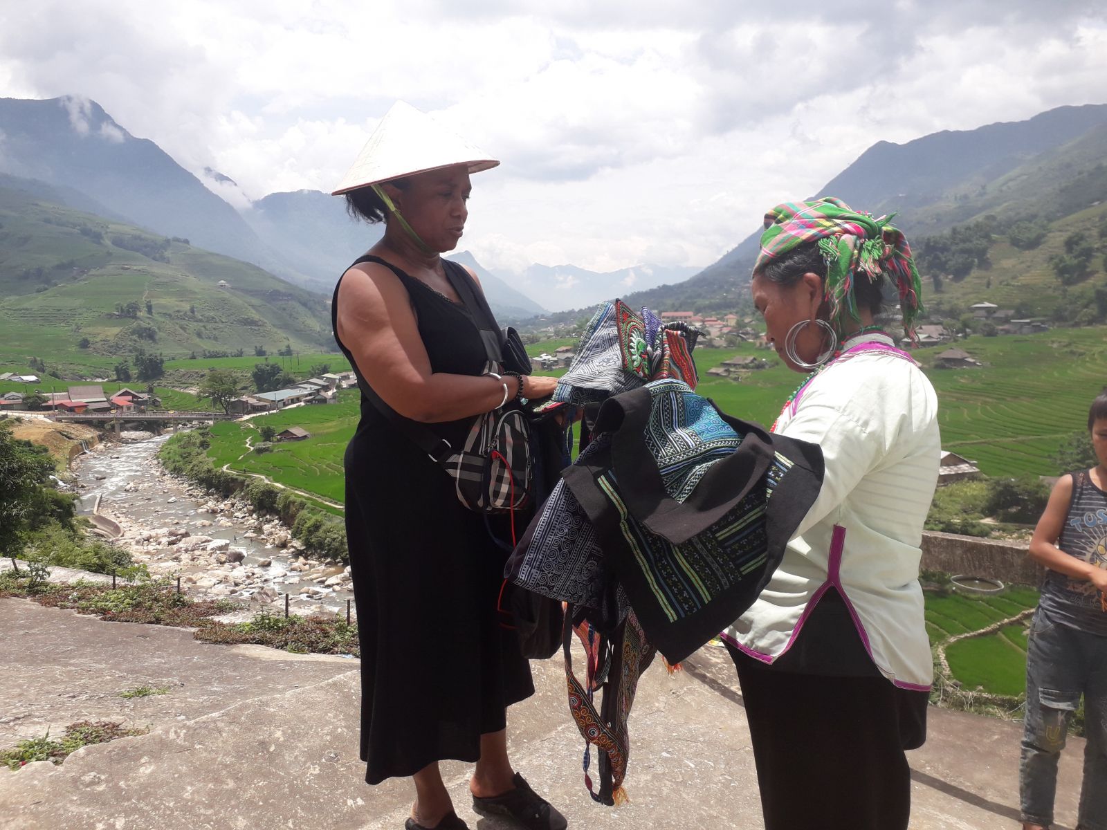 trekking muong hoa