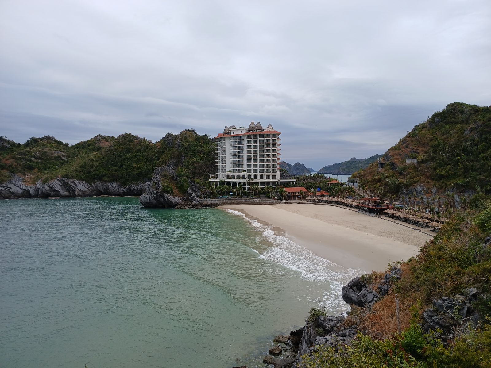 Cat Co beach