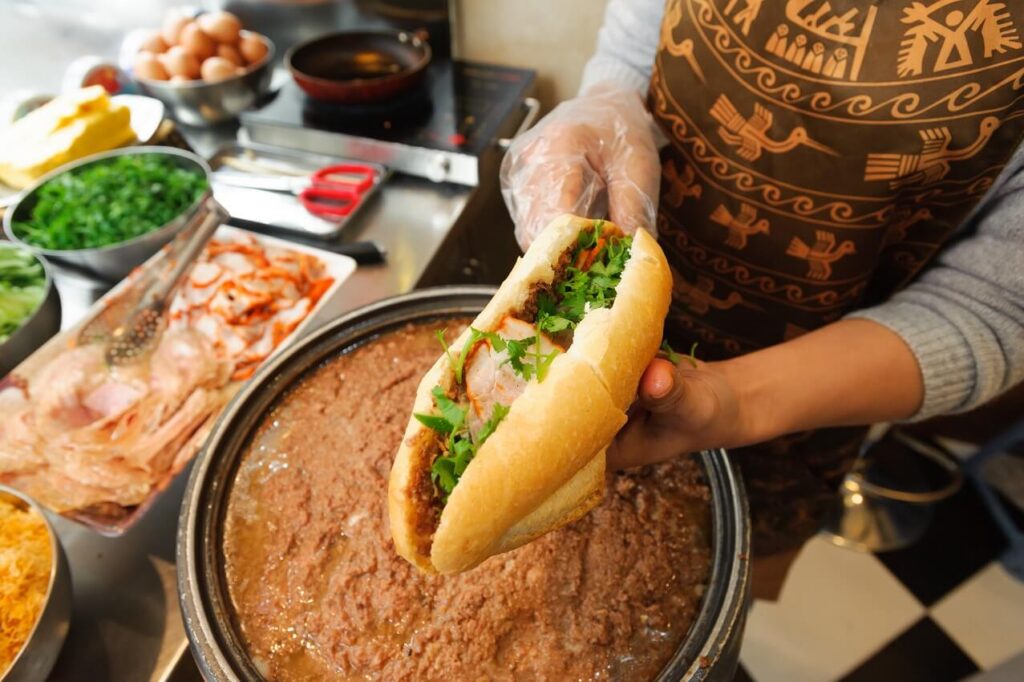 Hanoi Culinary Walking Tour : Savor 10 Must-Try Street Foods in Hanoi Old Quarter