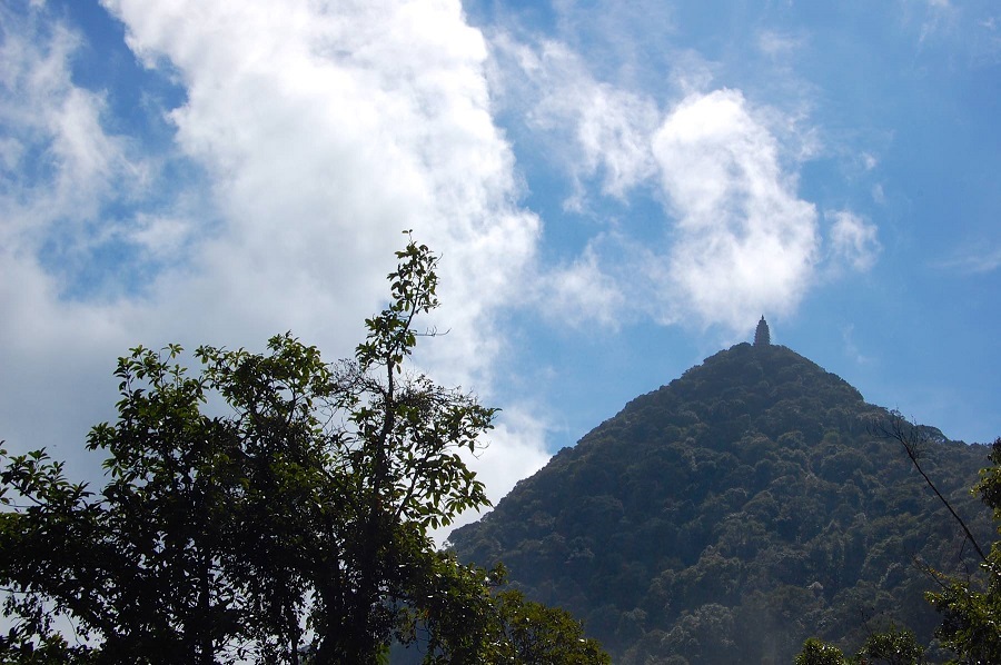 The view from Tan Vien peak