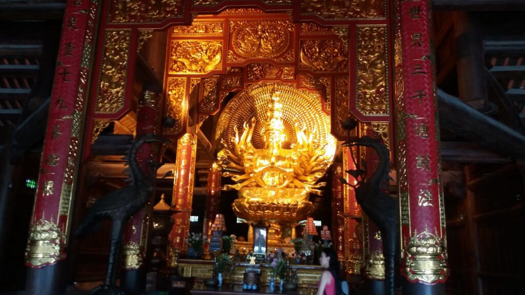 Best of Ninh Binh: Sacred Bai Dinh Pagoda & Scenic Trang An Boat Ride
