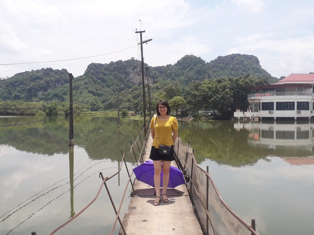 Iron bridge Quan Son lake