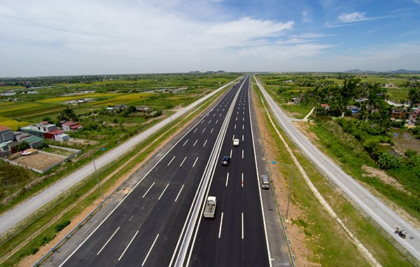 car rental to Hai Phong on highway 5B