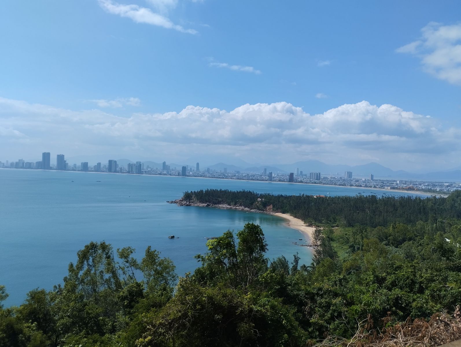 Son Tra island