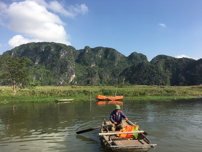 Van Long boat ride - Ninh Binh