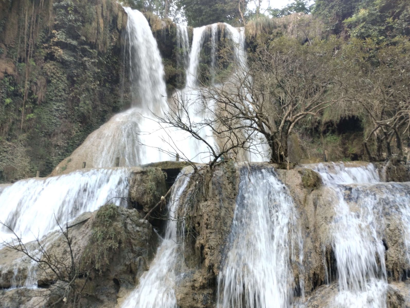 Dai Yem fall