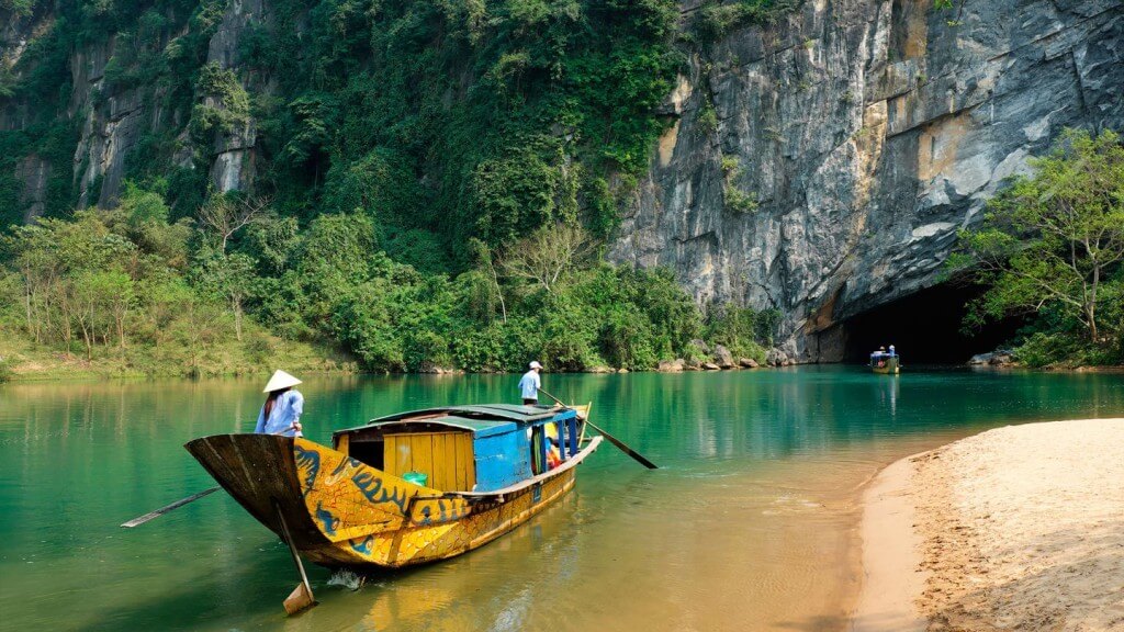 Phong Nha cave - Vietnam Trekking site
