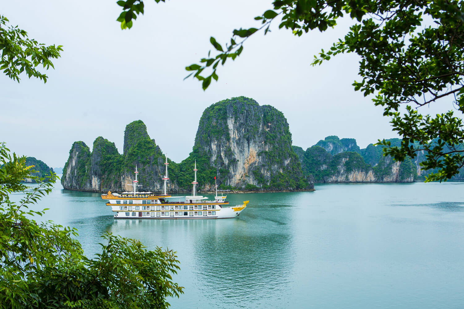 Halong bay - best time to visit