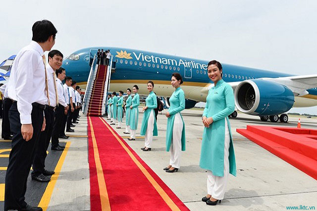 Flight to Hanoi