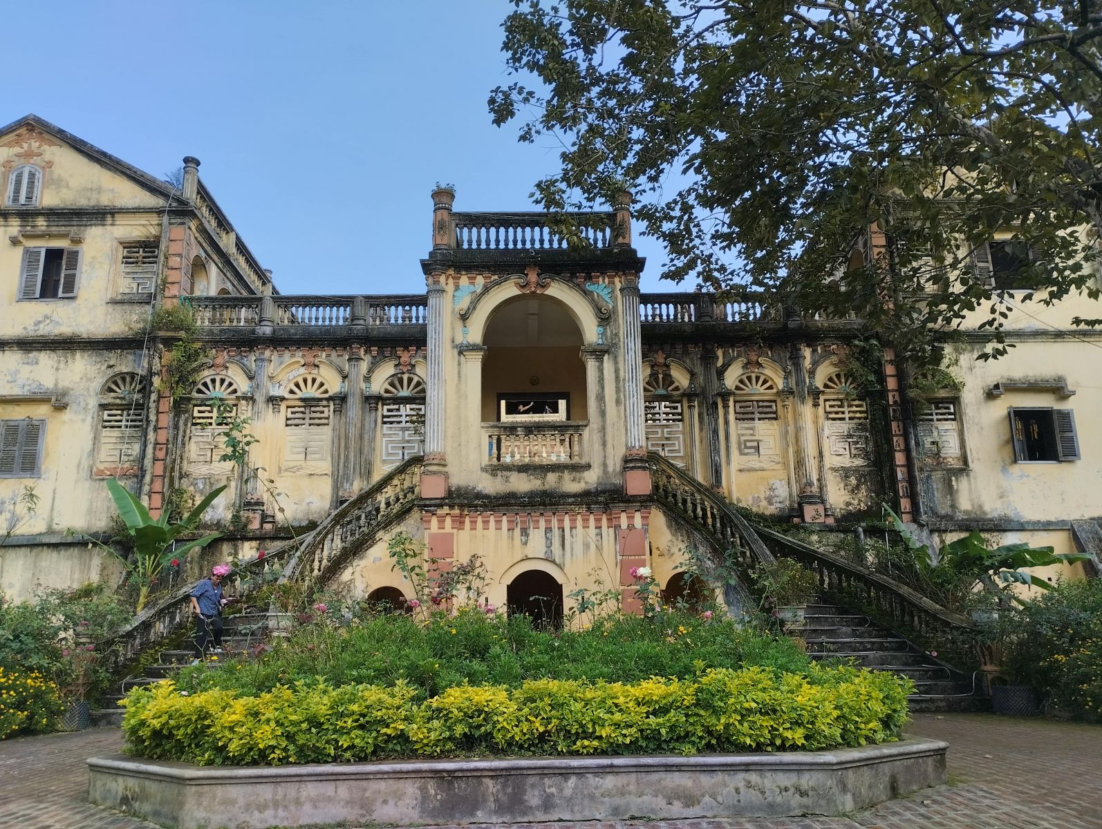 Palace Hoang A Tuong
