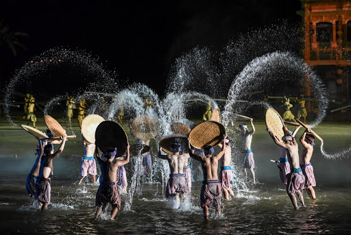 Show in Hoi An