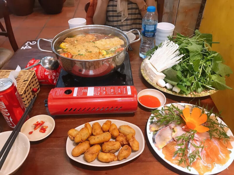 Sapa Salmon Hotpot - thing to do