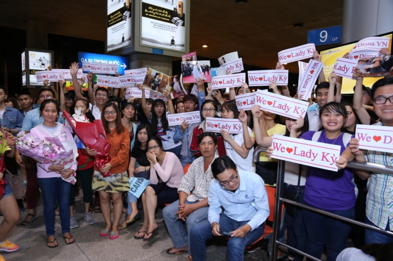 How to get to Hanoi center from Noibai airport