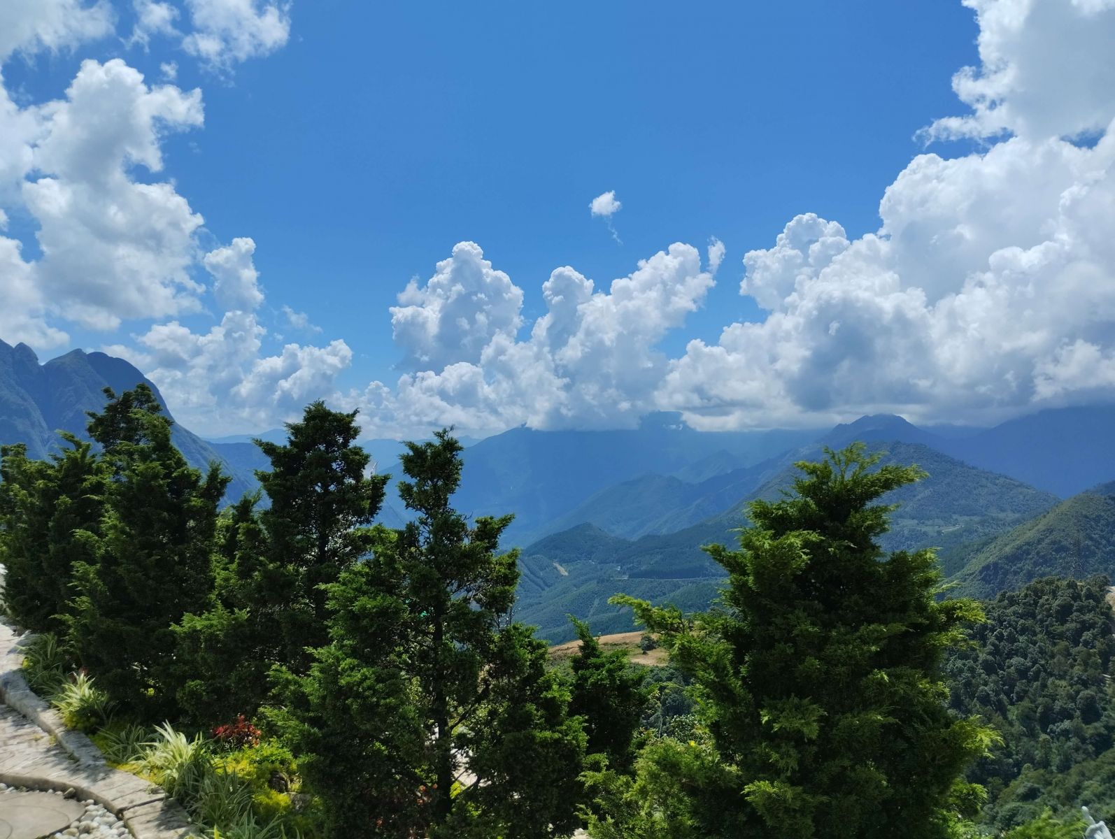 The view from Silver waterfall