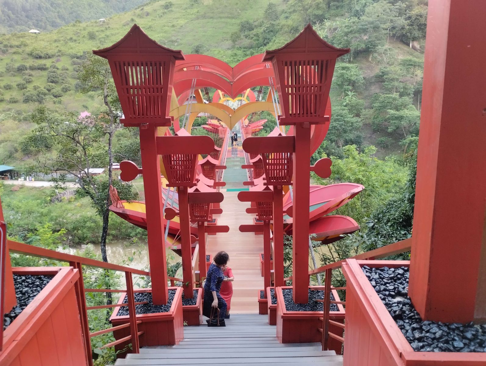 Love Bridge - Dai Yem waterfall
