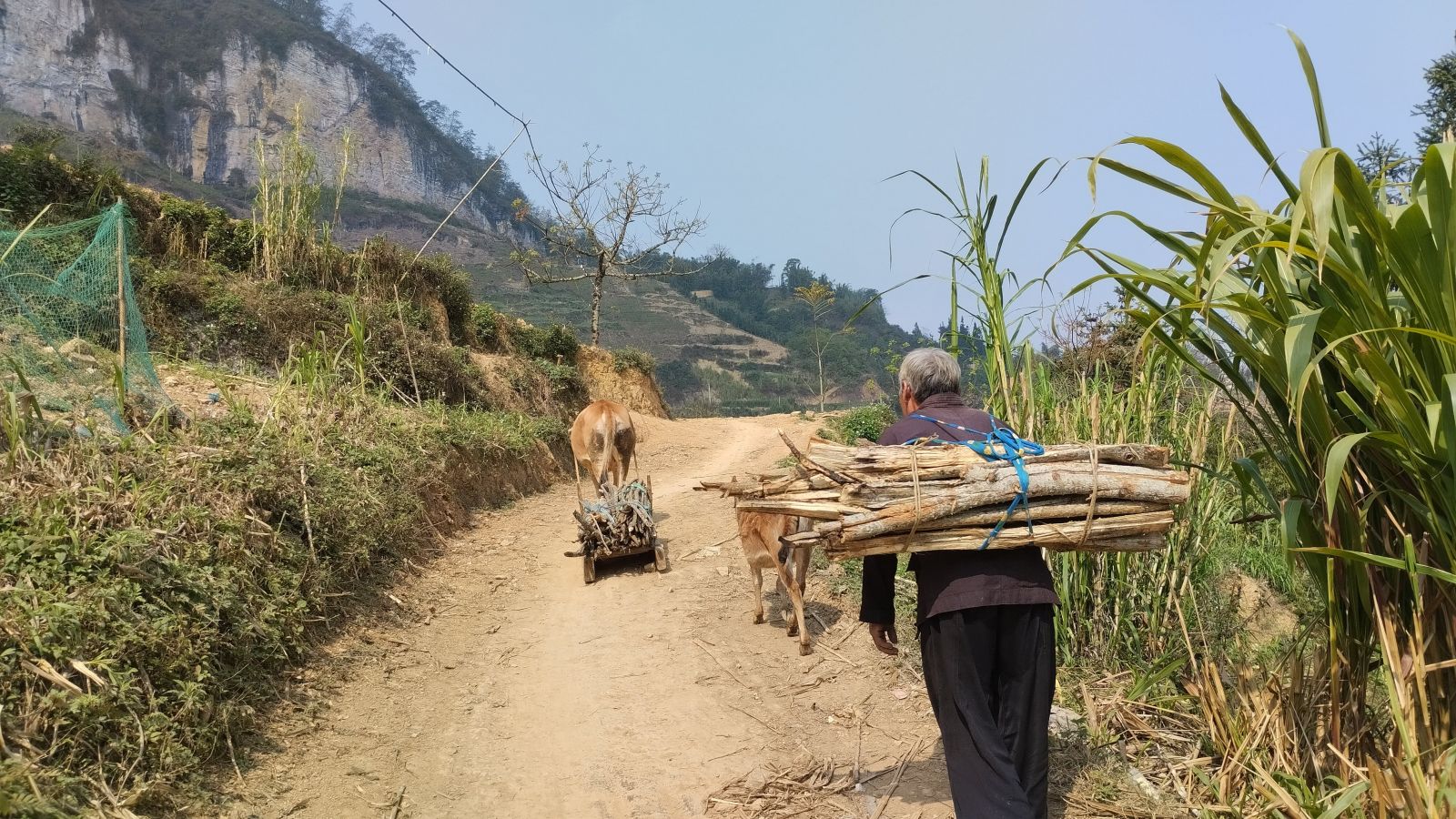 Locals in Thien Huong hamlet