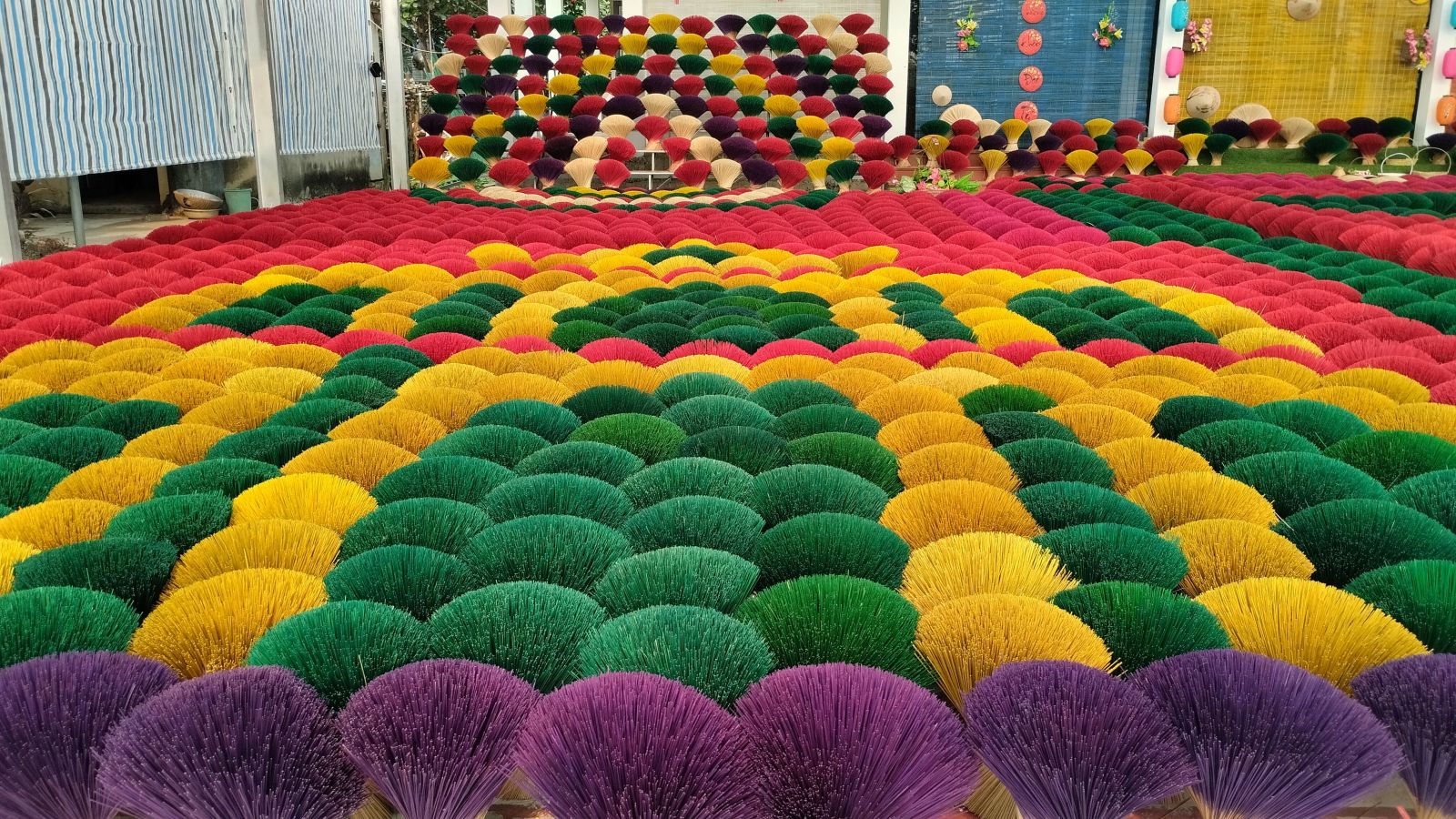 Incense Flower at Quang Phu Cau