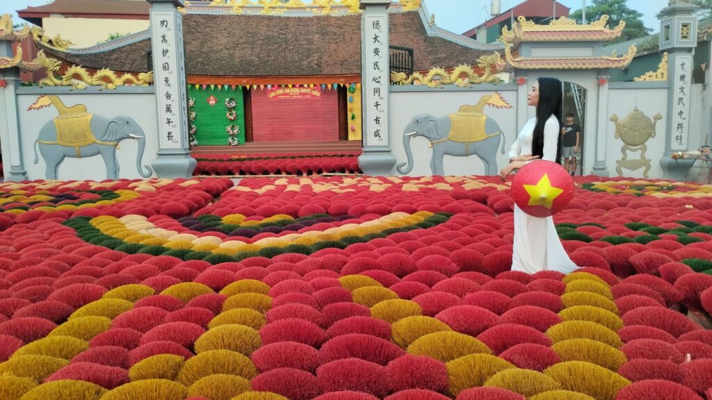 Step into Tradition: Half-Day Trip to Quang Phu Cau Incense Village