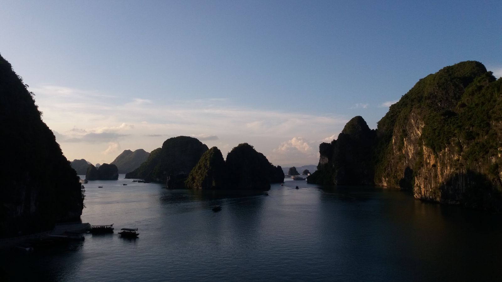 Inspection trip to Halong bay4