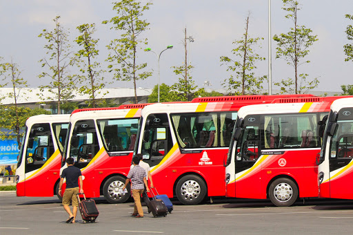 Public Bus Hanoi - Halong bay
