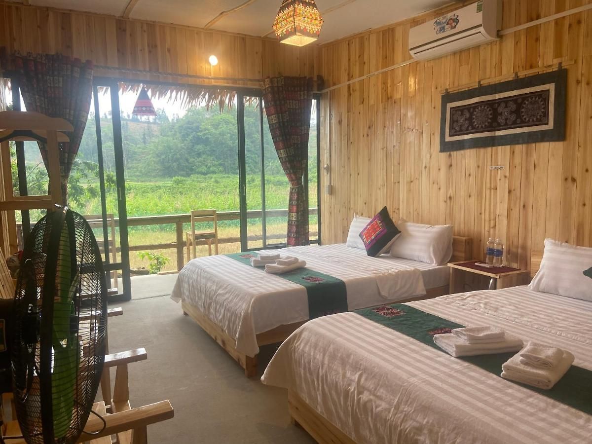 Le Chalet homestay's room & view