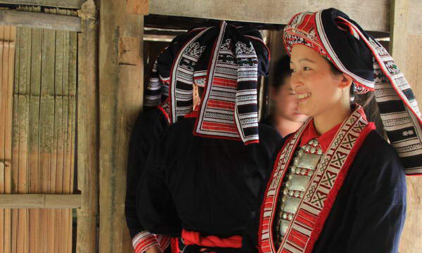 Meet local Zao in Hoang Su Phi- Ha Giang