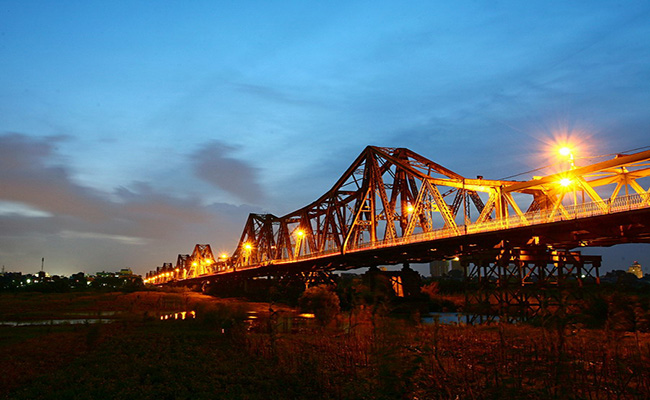 Sunset at Long Bien bridge Hanoi