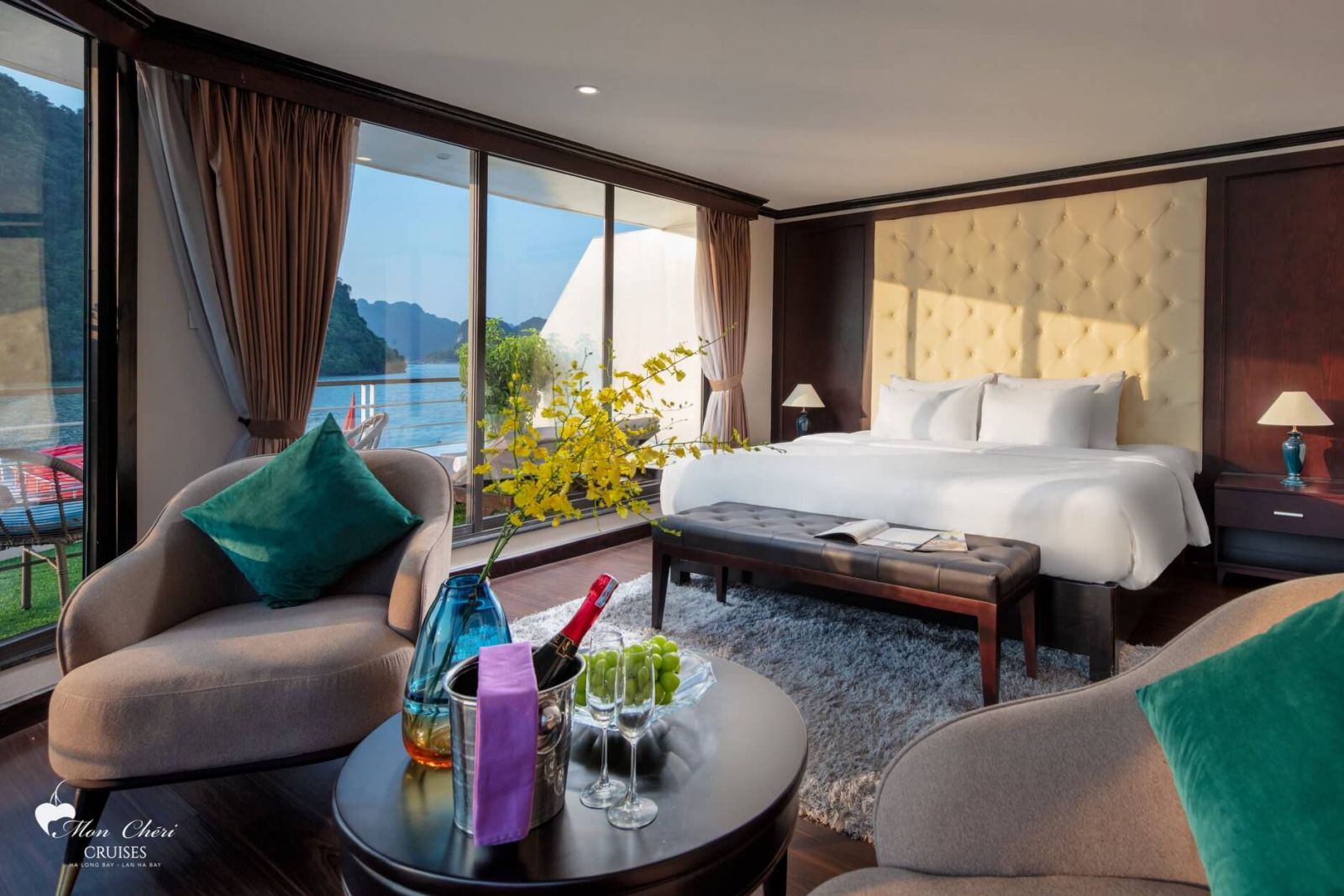 Halong bay cruise