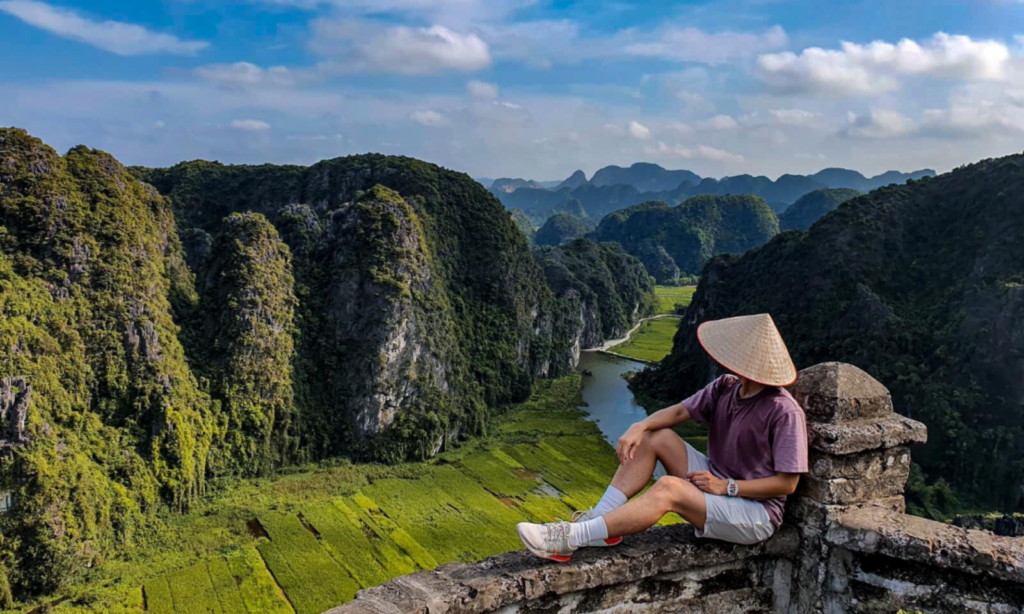 Scenic Ninh Binh Escape : Trang An Boat Ride & Mua Cave Trek
