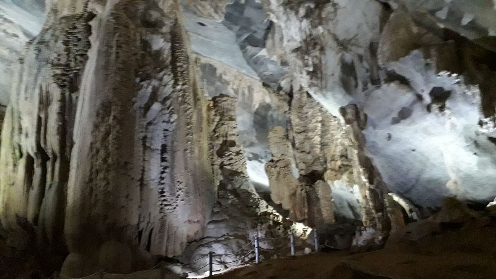 Phong Nha cave formation