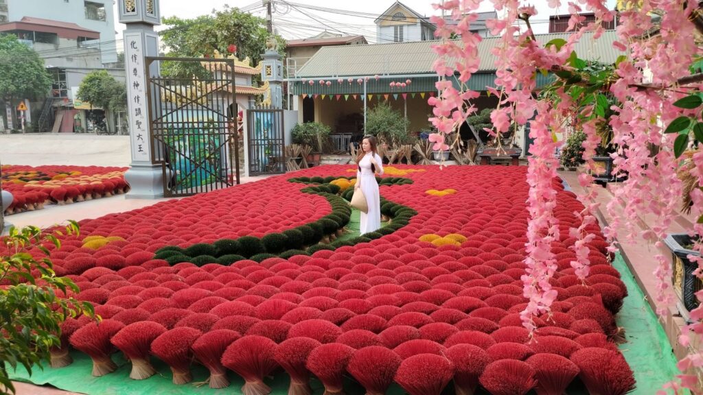 Step into Tradition: Half-Day Trip to Quang Phu Cau Incense Village