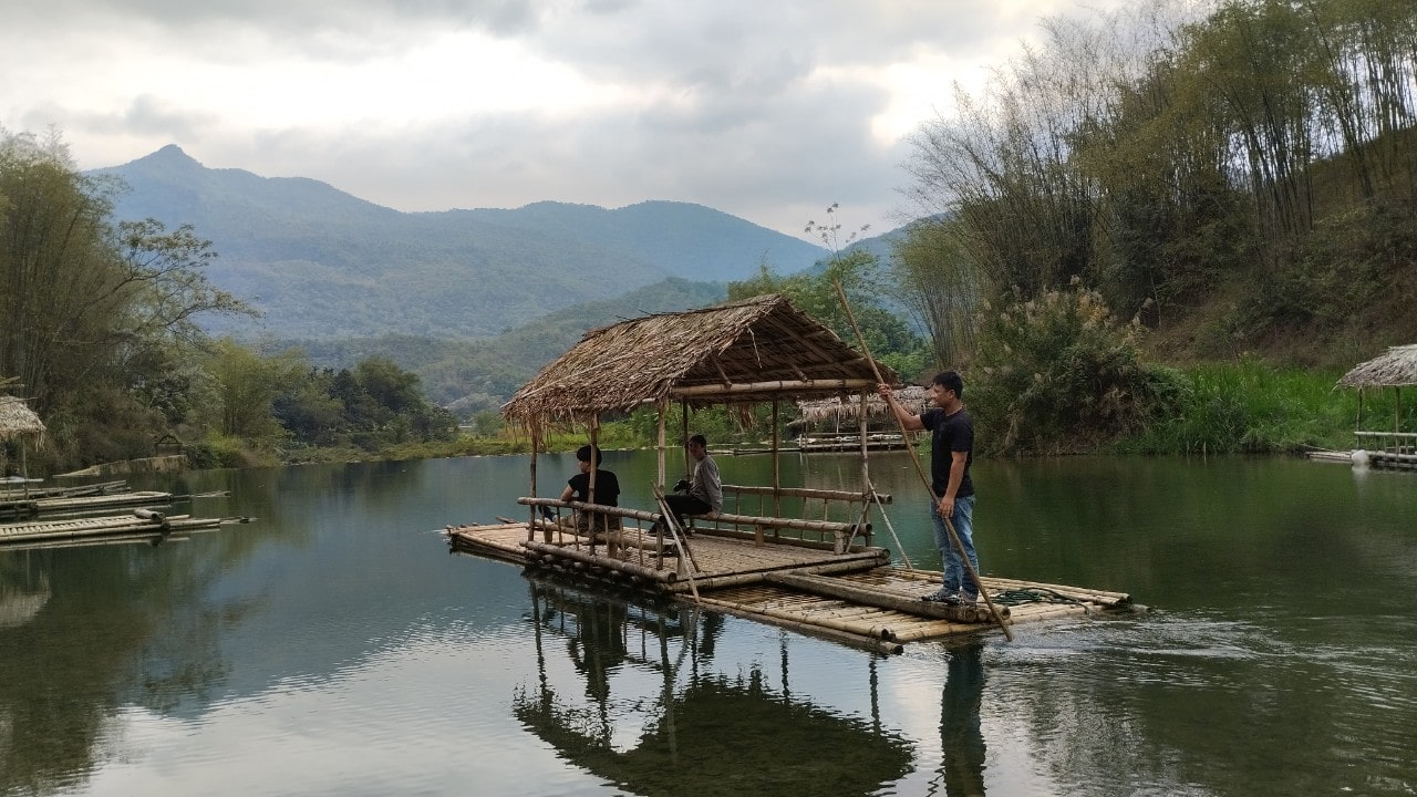 Rafting in Pu Luong