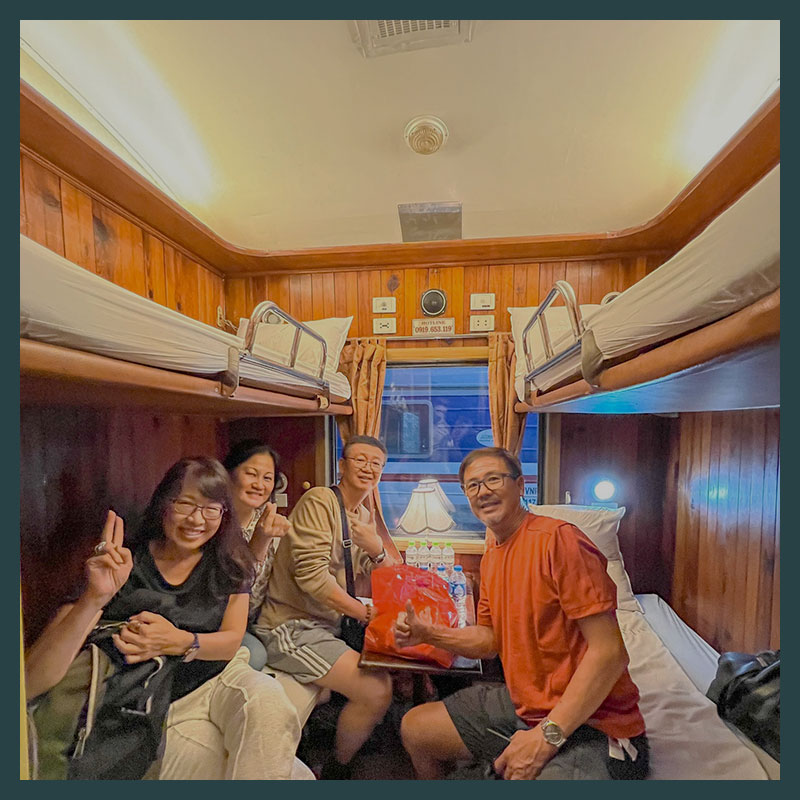 Tips Travel Hanoi to Sapa by train
